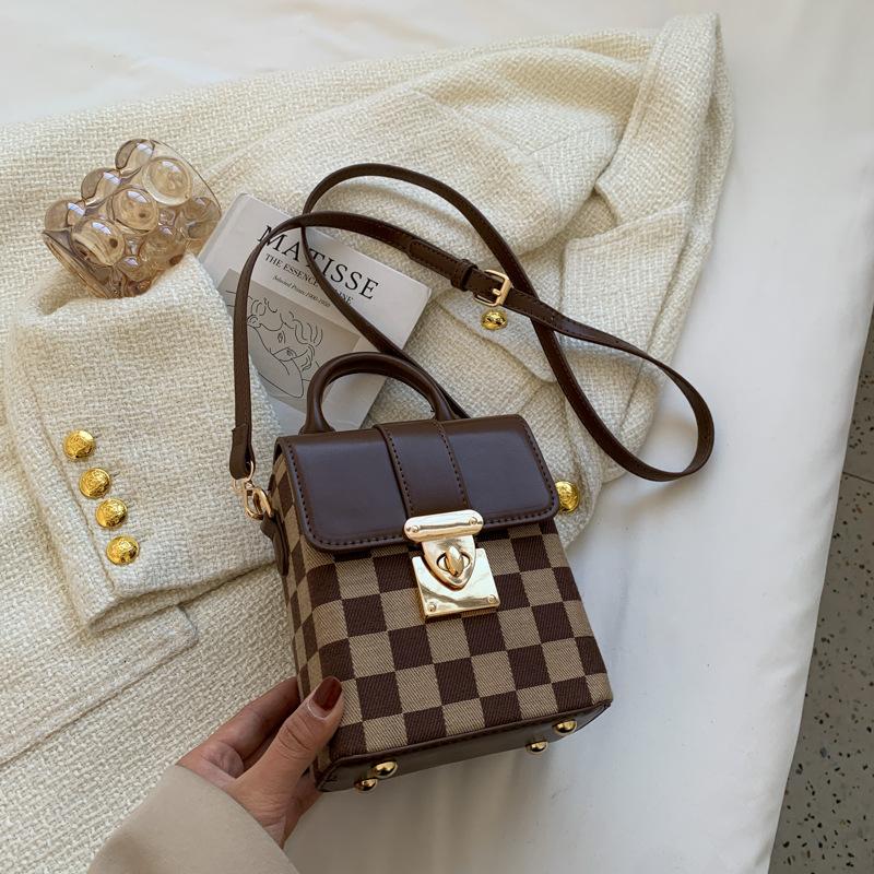 This Year's Popular Bags Women's Summer 2025 New Trendy Fashion Versatile Niche High-end Single Shoulder Messenger Bag Handbag