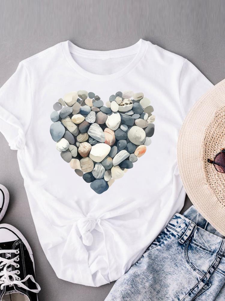 (Asian Size) Sweet Love Heart Trend Print Casual Top O-neck Short Sleeve T-shirts T Graphic Tee Fashion Female Women's Clothing