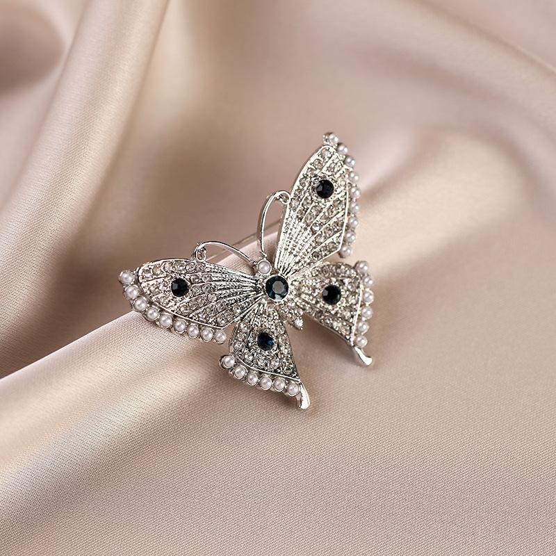 Pearl Rhinestone French Butterfly Brooch with A Sense of High-end, Light Luxury and Elegant Style