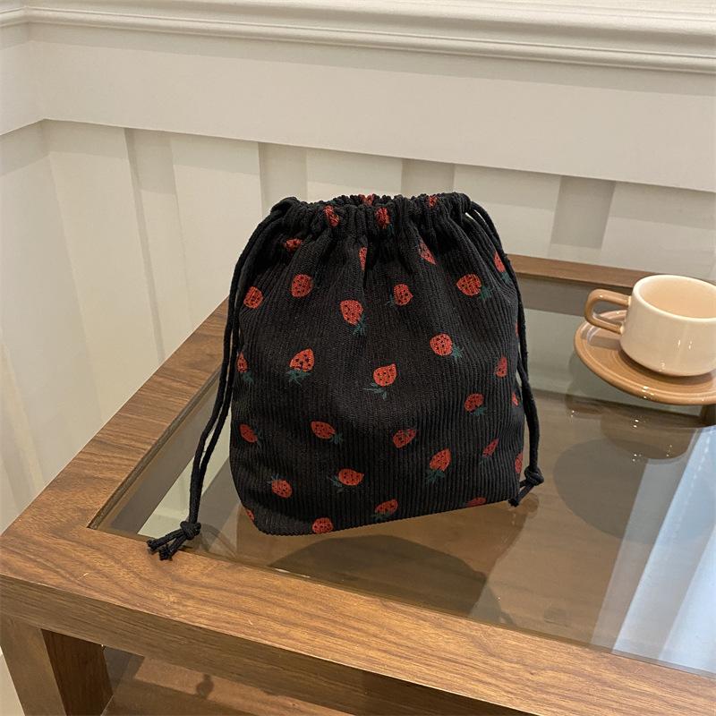 Fashion Printed Cute Strawberry Mini Bucket Bag Summer Versatile Shoulder Crossbody Bag