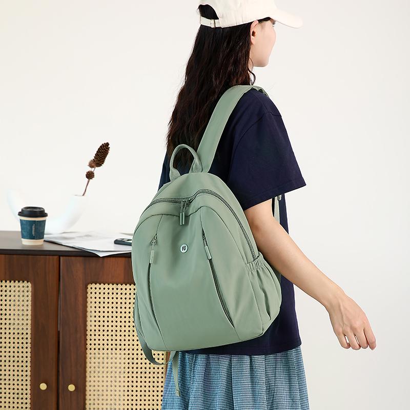 Dámský batoh jednobarevný studentský školní batoh