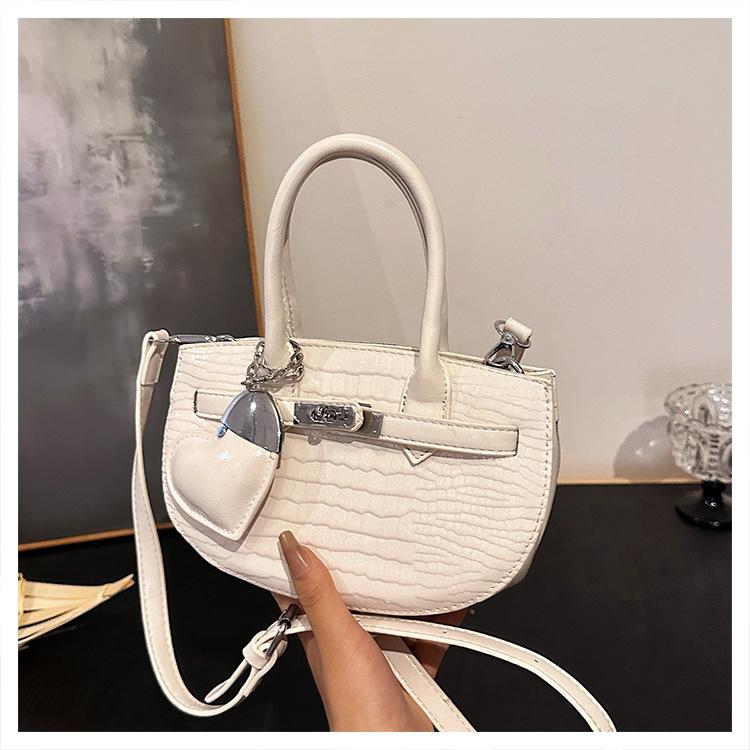 Premium Texture Small Bag Women's New Summer Versatile Messenger Bag Fashionable Portable Small Bag