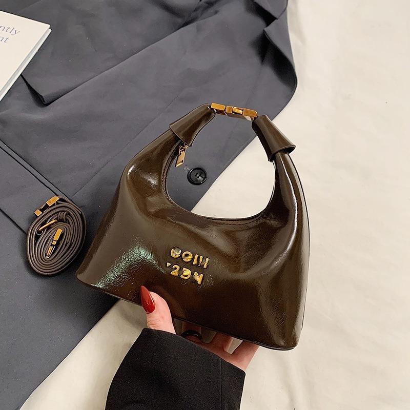 Textured Niche Bag for Women, Autumn and Winter Retro 2025 New Fashion Single Shoulder Crossbody Bag, Ladies Handheld Dumpling Bag