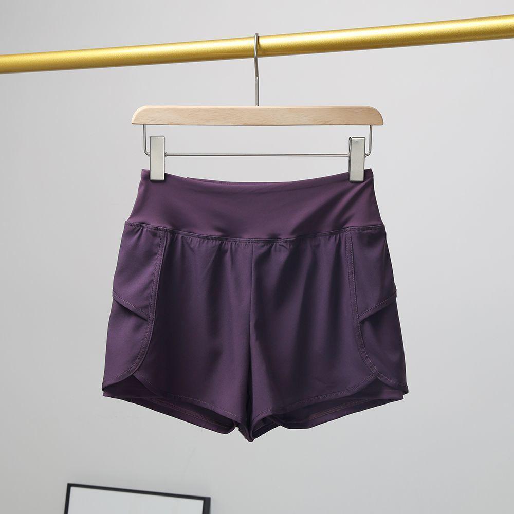 Women's Quick-Dry Sports Set: Breathable Mesh Top & Shorts with Phone Pocket