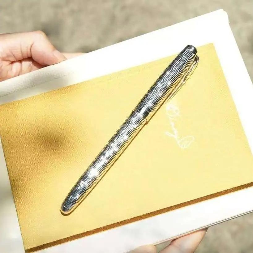 

JINHAO 85 Классический стиль Металлический серебристый ручка-перьевая с гравировкой 0,4 мм Перо Чернильные ручки Школьные офисные принадлежности Студенческие канцелярские товары 0.4mm