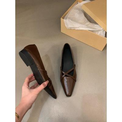 Scarpe singole nere a punta con tacco basso scarpe da donna 2024 nuove estate basse francesi primavera e autunno Mary Jane piccole scarpe di pelle