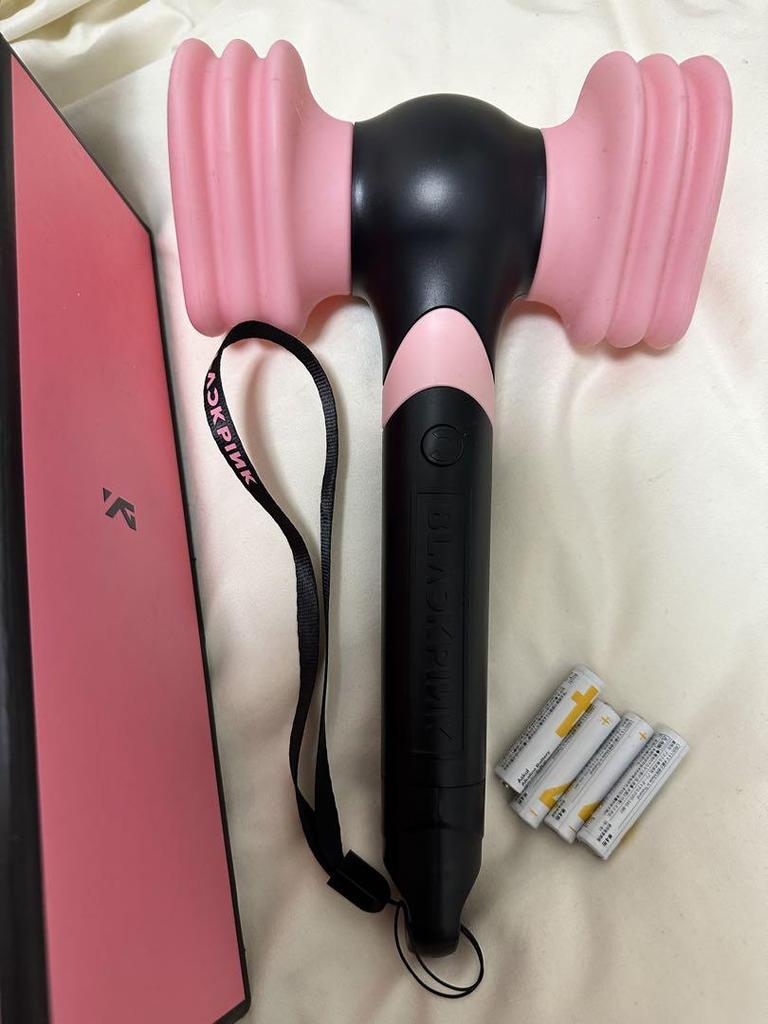 [USED] Price Reduced! BLACKPINK Light Stick Ver.2 with Premium Bonus