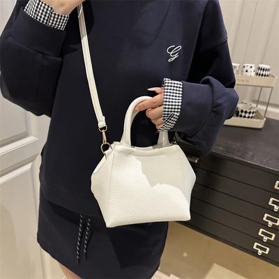 Einfache einfarbige PU-Schultertaschen für Damen Vielseitige strukturierte Damen-Crossbody-Tasche Tägliche tragbare Damen-Beuteltaschen