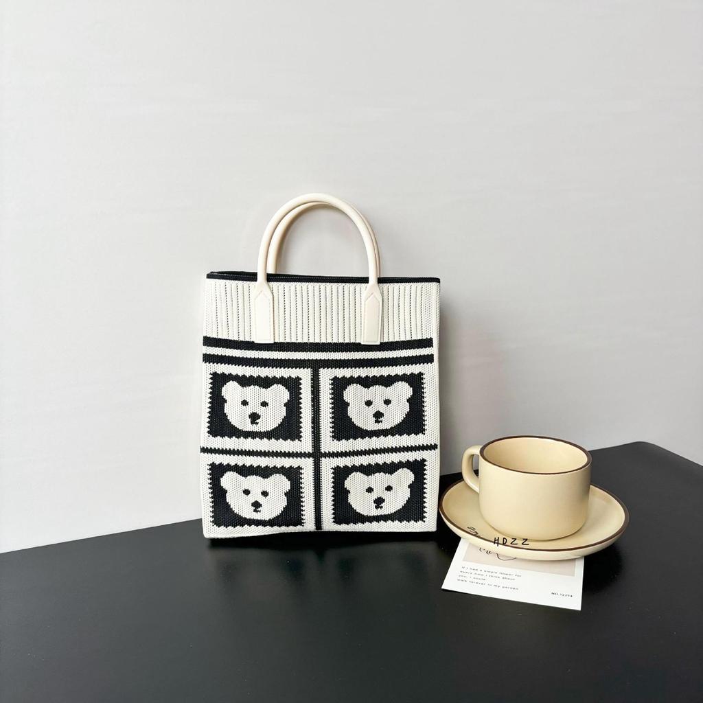 High-Capacity Cartoon Knit Shoulder Bag - Trendy Crossbody Handbag