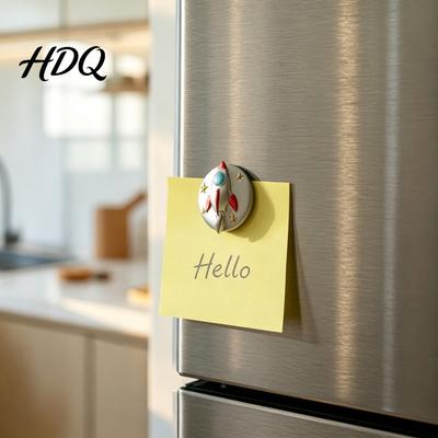 Magnetic Cabinet Decor Cartoon Astronaut Resin Refrigerator Magnet 3D Flying Saucer Fridge Magnet Space Theme Decoration for Kitchen Office
