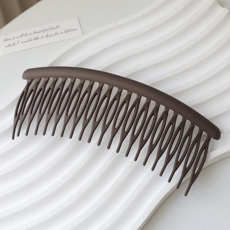 Non-Slip Hair Comb & Clip for Finishing Broken Hair, Adult Bangs, and Top of Head Styles.