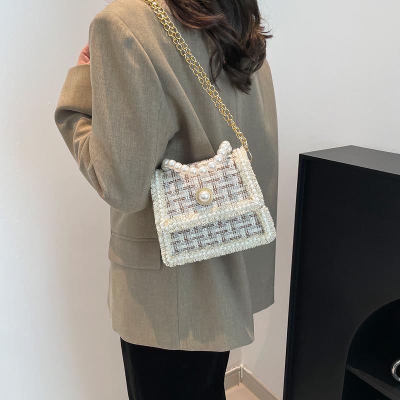 Women's Autumn & Winter Mori-Style Knitted Wool Bag with Pearl Lace and Chain