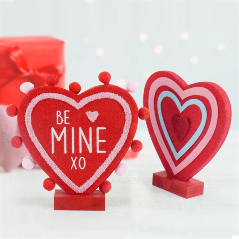 Eye catching Heart Desktop Decoration Delicate Heart Item Tabletop Accessory For Holiday And Party Decorations