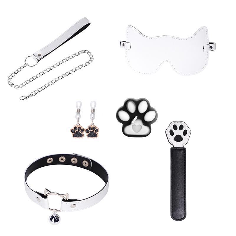 Nekomusume Flirting Set: SM Toys with Restraint Collar & Bone Gag
