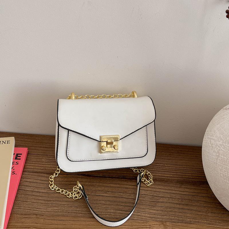 Retro Women's Crossbody Chain Bag - Small, Stylish, Versatile Square Shoulder Bag for Spring/Summer 2026
