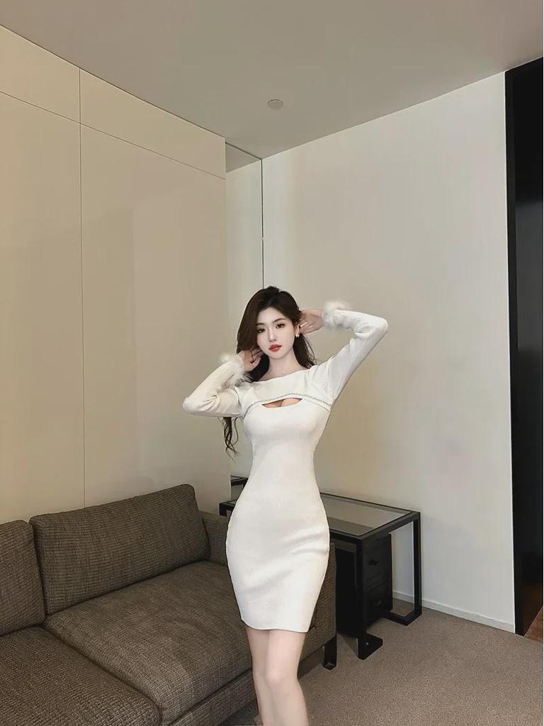 2024 Sexy Red Hollow-Knit Slim Fit Dress for Women - Autumn/Winter