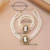 Light Luxury Small Fragrant Wind Diamond Classic Women's Necklace Bracelet Set Wholesale Inlaid Jewelry
