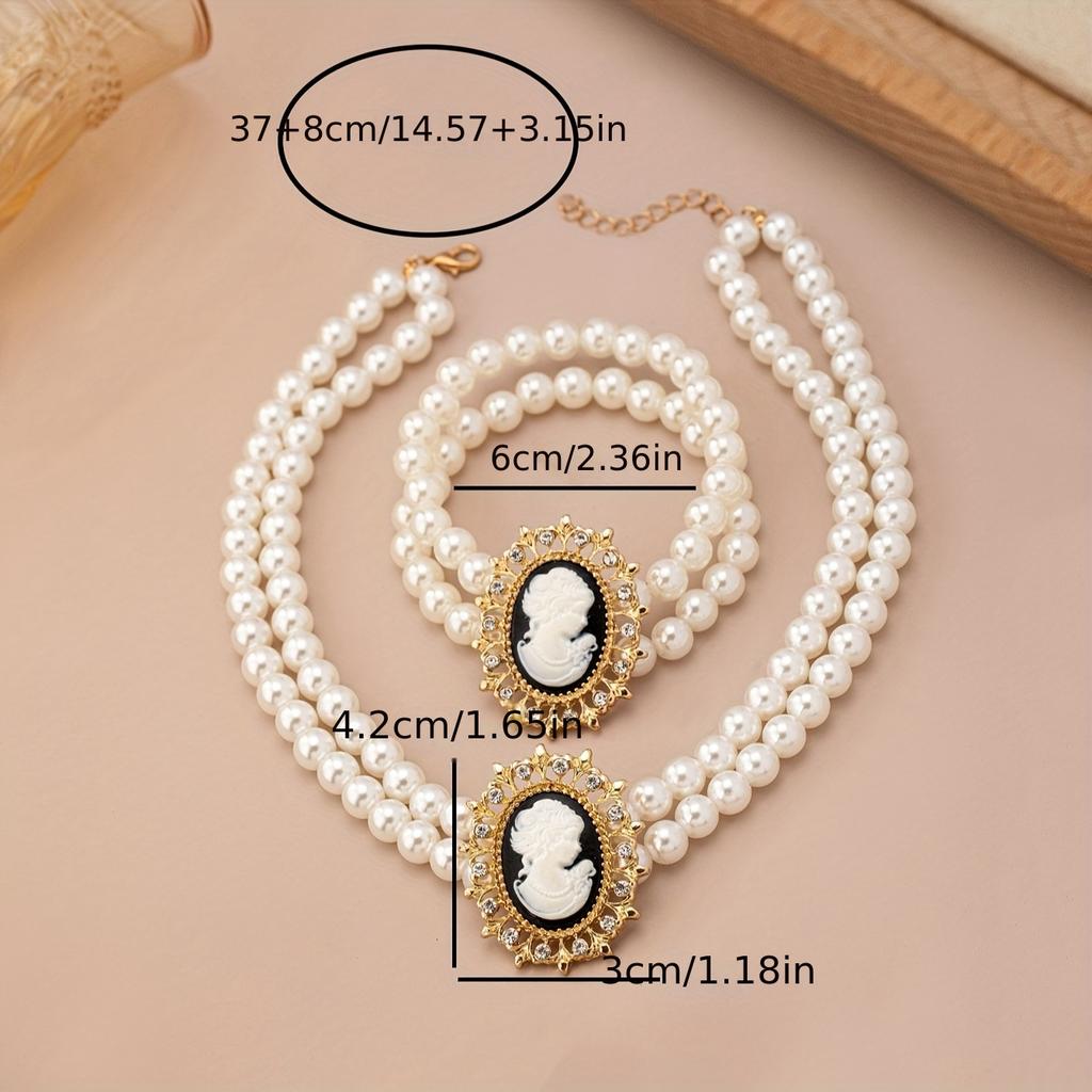 Light Luxury Small Fragrant Wind Diamond Classic Women's Necklace Bracelet Set Wholesale Inlaid Jewelry