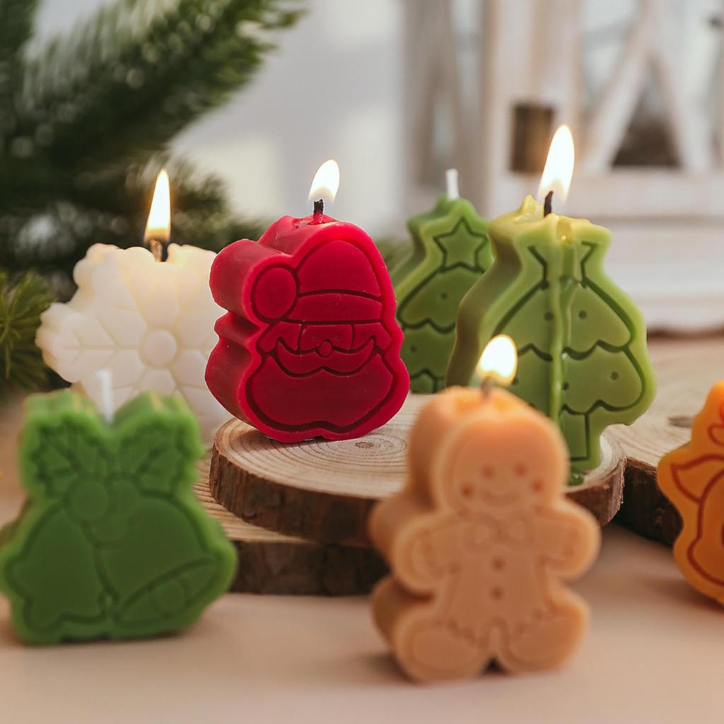 4Pcs/Set Christmas Gift Scented Candle Santa Snowman Xmas Tree Gingerbread Man Shape Fragrance Candle New Year Party Home Decor