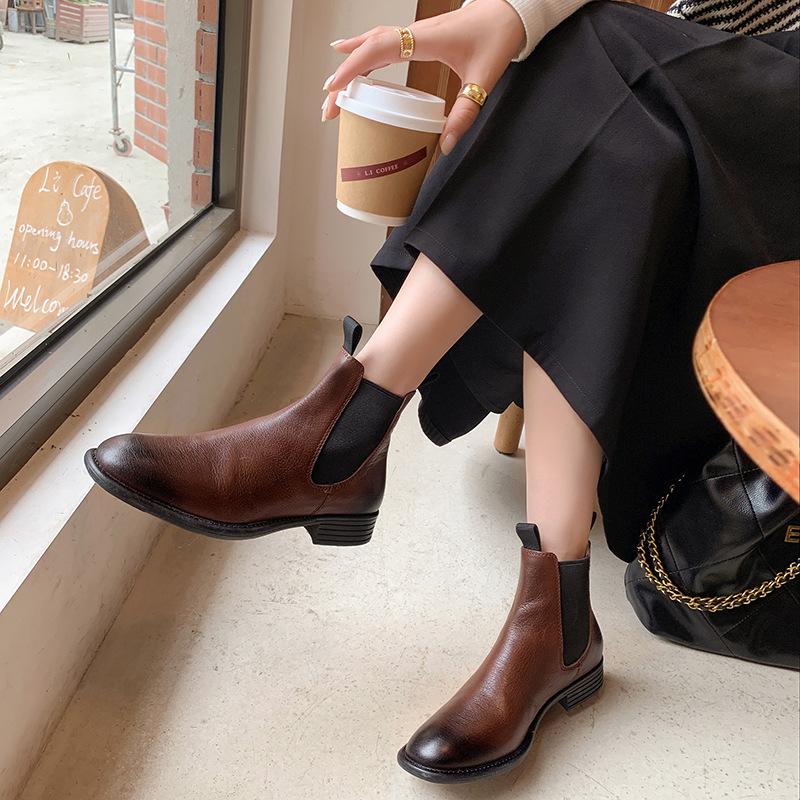 Handmade British leather Chelsea boots retro pipe short boots 2025 autumn and winter new brown Chelsea women