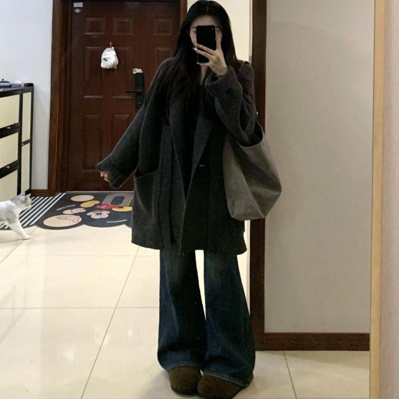 Women's Cozy Knit Cardigan: Autumn/Winter, Versatile, Mid-Length, Warm, Stylish Sweater Coat