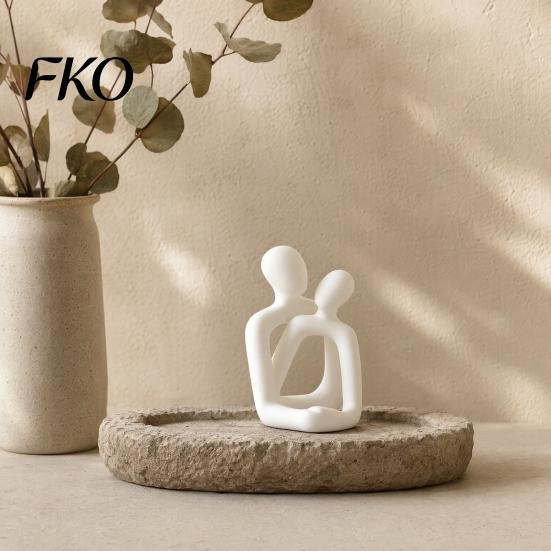 Neutral Style Love Figurine Present 3D Printed Abstract Couple Statue, Minimalist Couples Bedroom Decor, White Hugging Lovers Sculptures, Warm