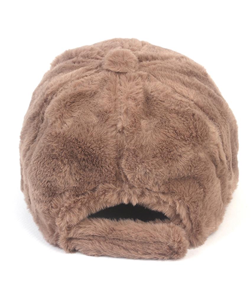 Yunibeosyeolkemiseuteuli Bubble Brown Fur Ballcap