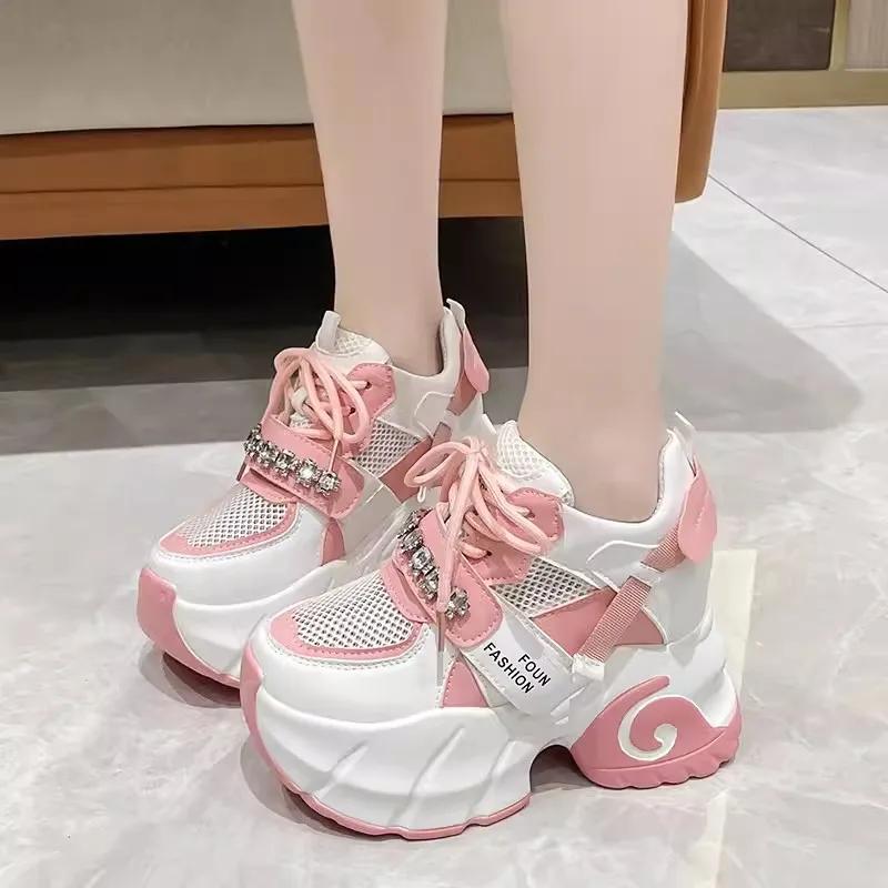 

Новые массивные кроссовки 2025 Лето Повседневная вулканизированная обувь Женские кроссовки на высокой платформе Дышащие сетчатые кроссовки 10 см Женские спортивные кроссовки для папы 39 розовый