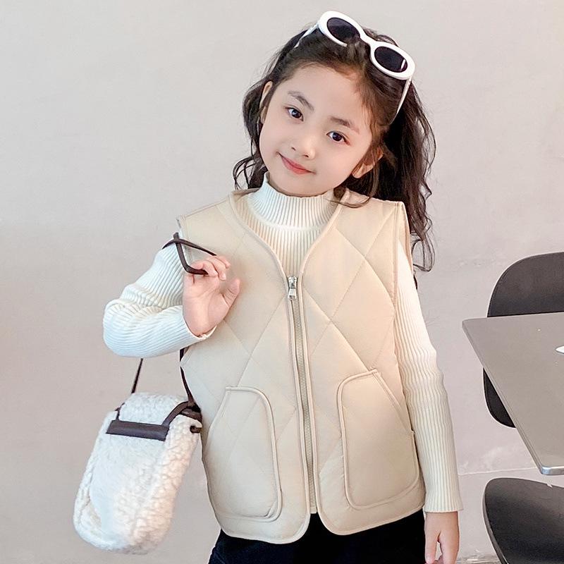 

Kids Fleece Vest - Sleeveless Outerwear for Spring, Autumn, and Winter 150 (Height 135-145 cm)