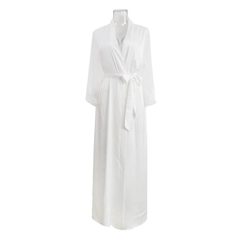 Spitzen-Tief-V-Rückenfreies Satin-Set Cami-Nachthemd mit Netzärmel Außenmantel Lange Loungewear 6076 Luxuriöse Zweiteilige Nachtwäsche mit Schicken Netzärmeln