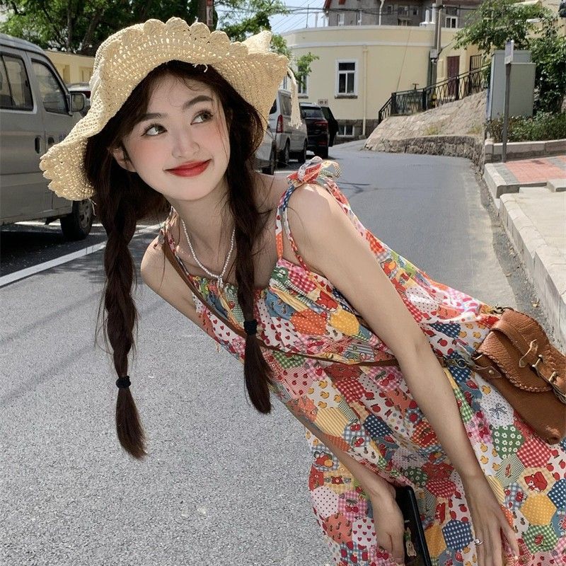 Floral suspender dress women s summer new sweet age reduction unique super good-looking splicing lace long skirt S