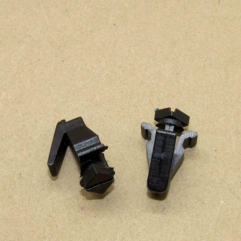 

76882-0M060 Compatible Fastener Clip for Nissan Infiniti Front Grille Bumper Cover Retainer No Brand