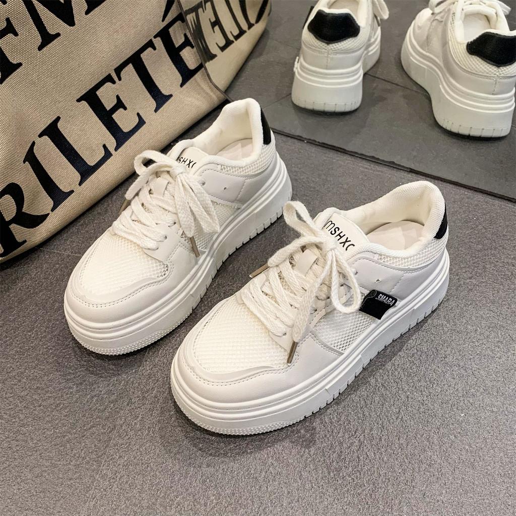 Atmungsaktive kleine weiße Mesh-Schuhe Damen neue Saison dicke Sohle erhöhend lässig Nische Campus Student Board Schuhe