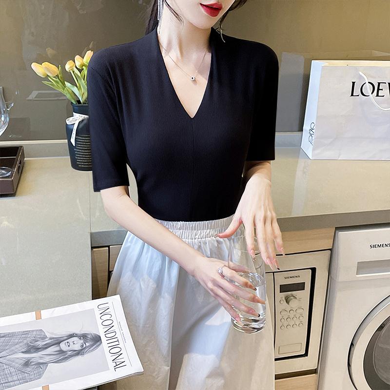 Threaded V-neck T-shirt, women's mid sleeve, slim fit and slimming, spring and summer new style, sexy and versatile temperament top JS