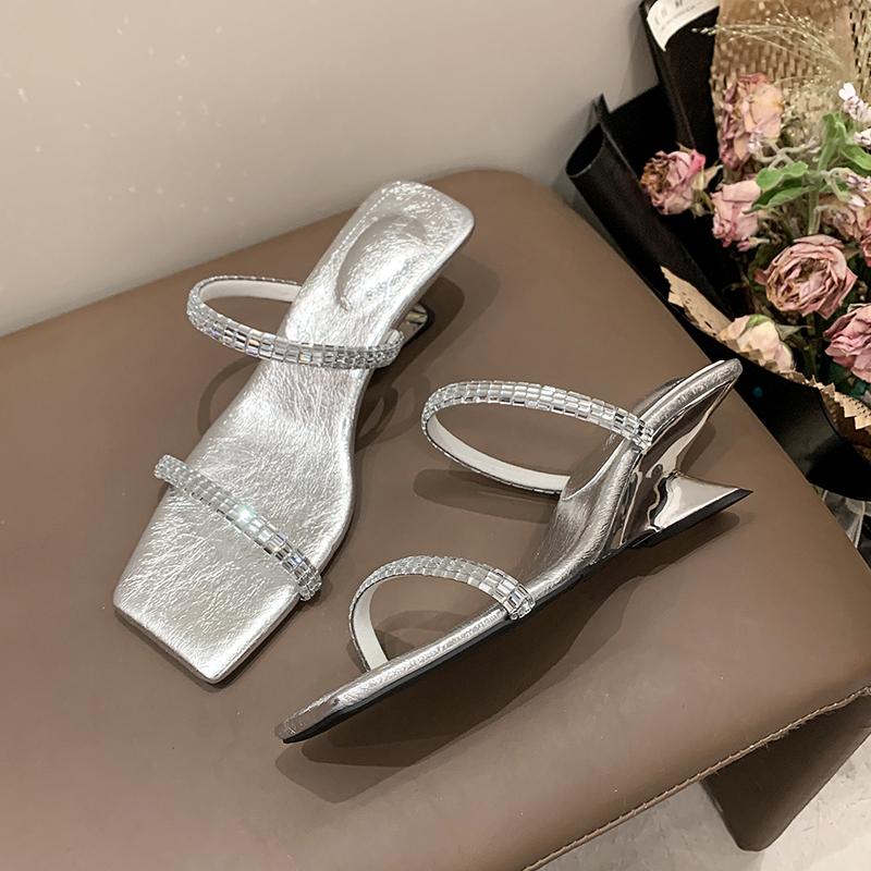 Fashion Summer New Style Fashion Comfortable Casual Sandals Square Toe Rhinestone Wear-resistant Slippers Slippers Women  Womens Shoes
