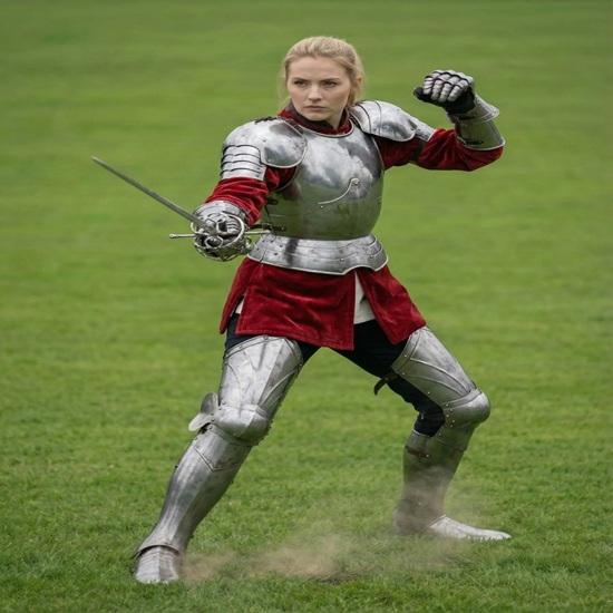 Medieval Female Armor Set, Steel Lady Knight Cuirass Shoulder Guard, Fantasy Cosplay Warrior Outfit, Reenactment Armor for Women