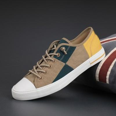 Zapatos de hombre transpirables de tela a juego de colores para hombres Versión coreana de las zapatillas de deporte bajas Tendencia Zapatos de lona que combinan con todo Zapatos de tela con cordones