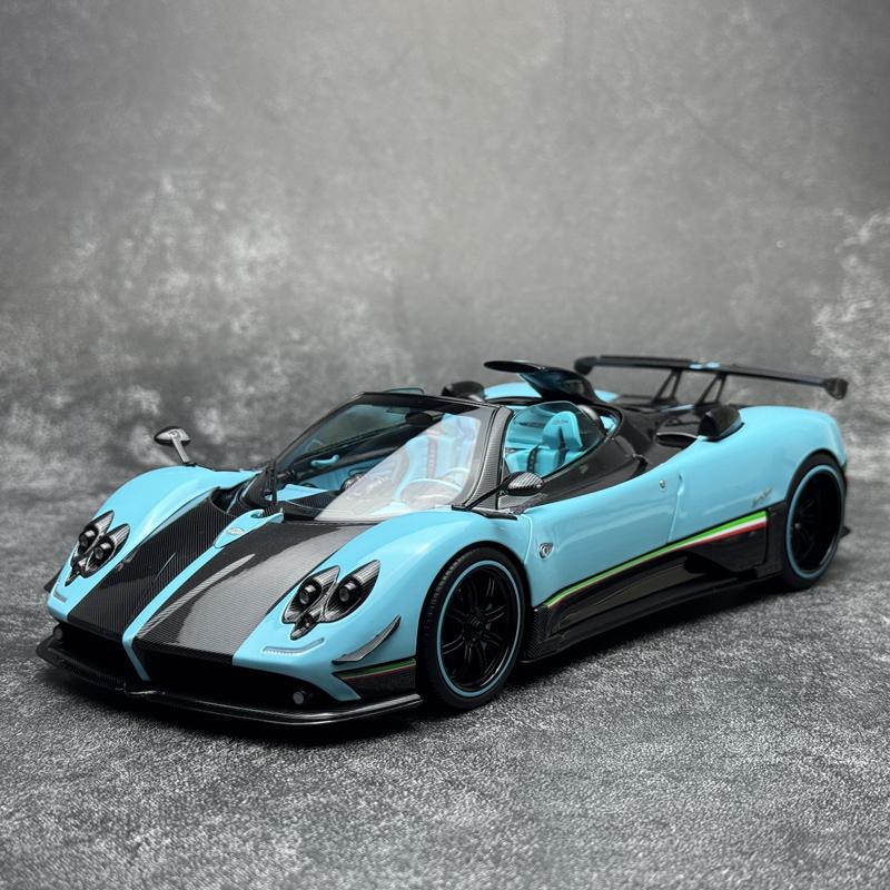 

Almost Real model 1:18 ZONDA UNO Blue Supercar Alloy car model display Collection Holiday gift
