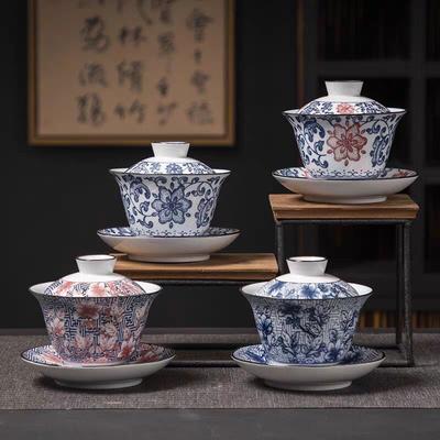 Niebiesko-biała porcelana Sancai miseczka z pokrywką Ceramika Dehua Retro Dom Biuro Pojedyncza miseczka do herbaty Czarka Zestaw do herbaty Kung Fu