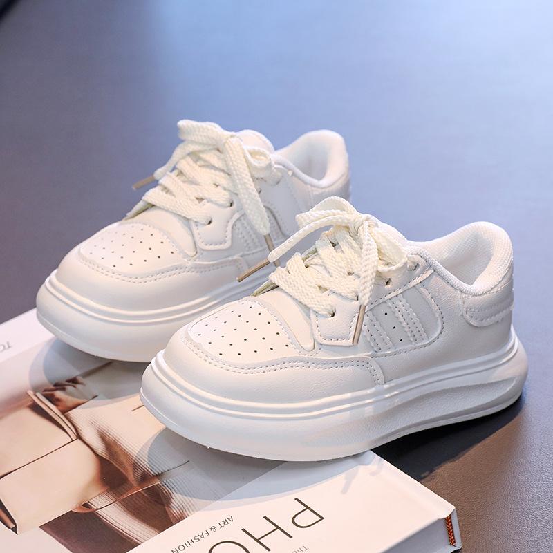 Children Sneakers Soft Sole Non-slip Students School White Shoes Comfortable 2025 New Kids Sports Shoes Casual Striped Trendy