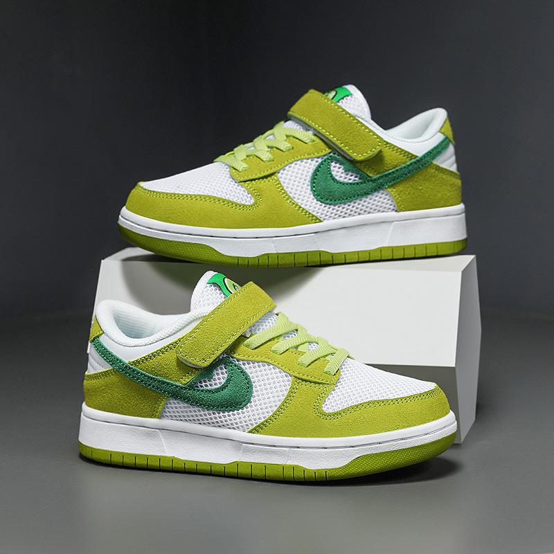 

Putian Velcro classmates mesh breathable spring and autumn children s board shoes baby casual trendy shoes friction sound 39 зеленого яблока