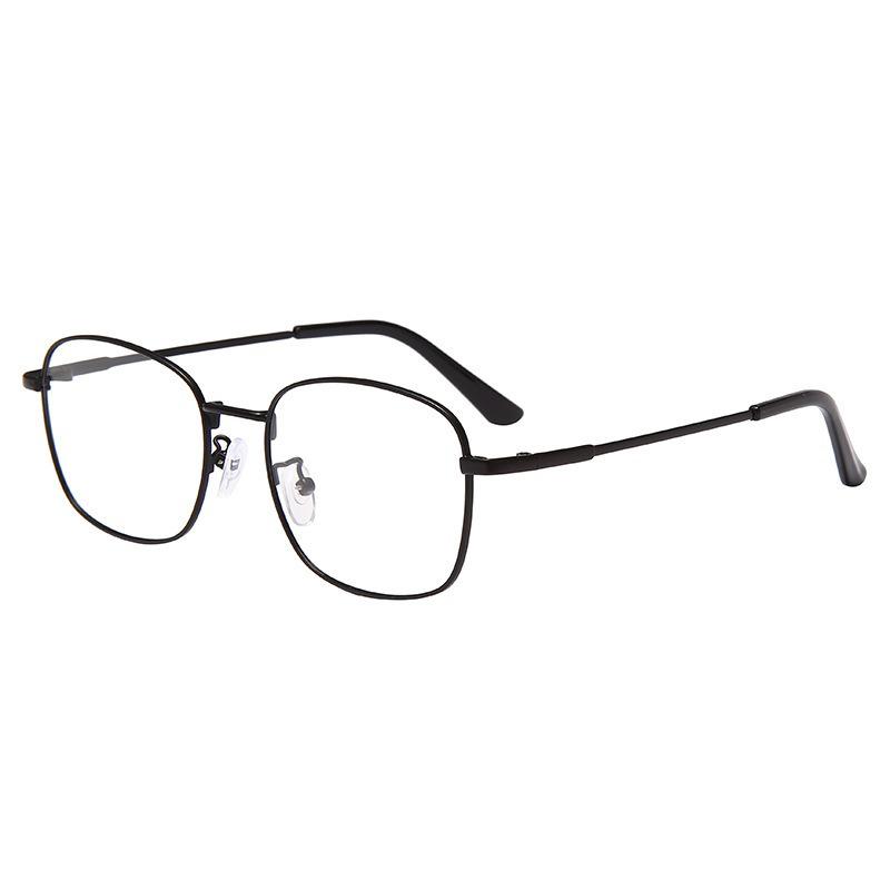 2025 Ultralight Korean-Style Photochromic Metal Glasses, Anti-Blue Light, Unisex Retro Design with Large Frame.