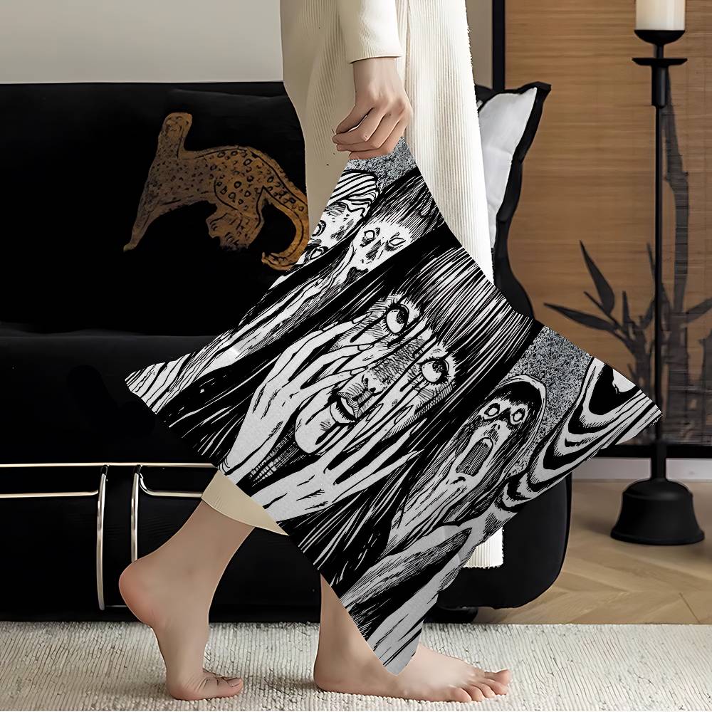 Japanese Junji Ito Tomie Pillow Gift Home Office Decoration Bedroom Sofa Car Cushion Cover Case 45X45