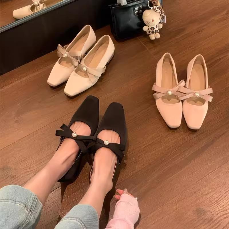 2025 Oversized Square Toe Thick Single Order Shoes with Stylish and Personalized Color Blocking Design On The Upper