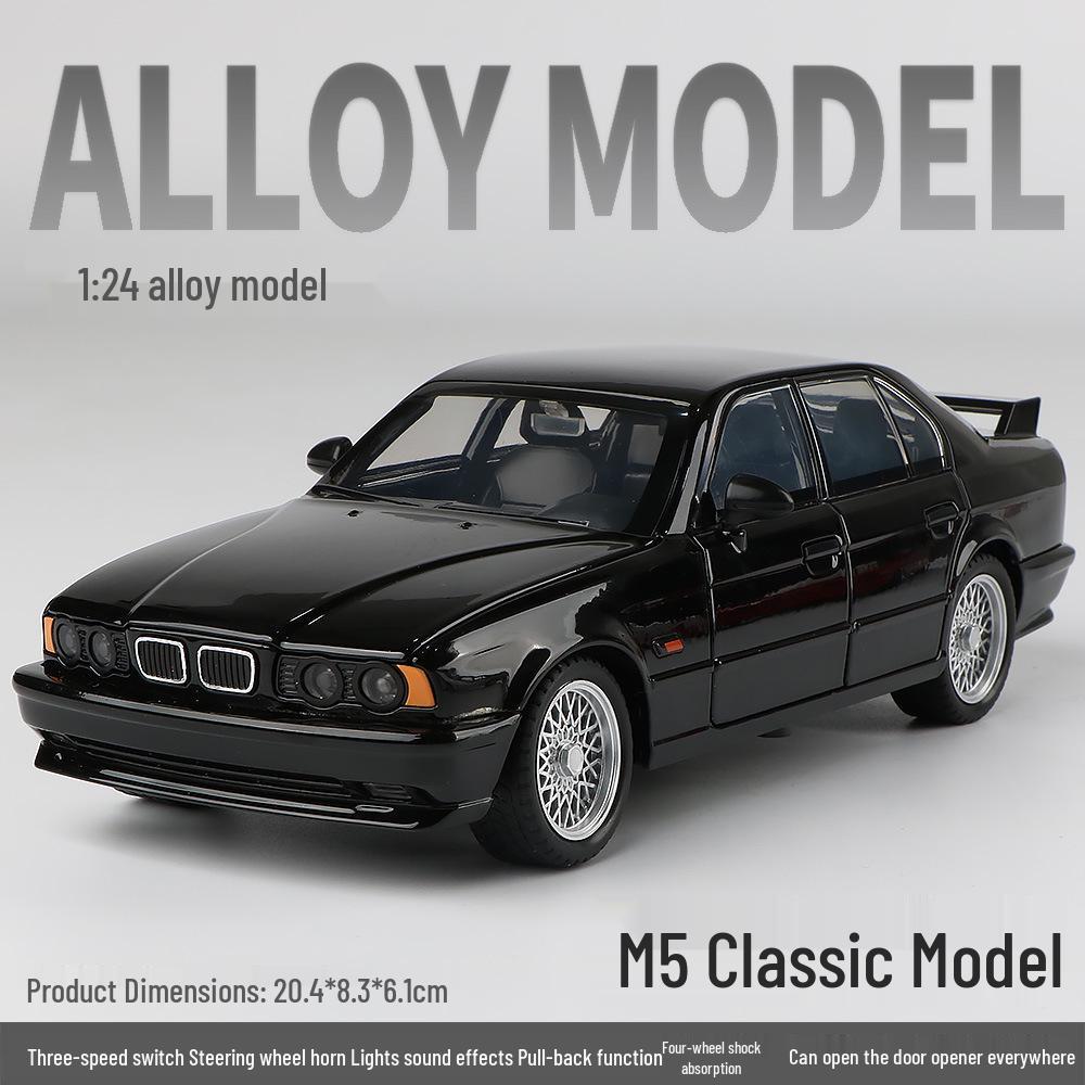 1/24 Rolls-Royce Phantom Alloy Car Model with Sound, Light, and Starry Sky Roof for Kids' Collection and Decoration.