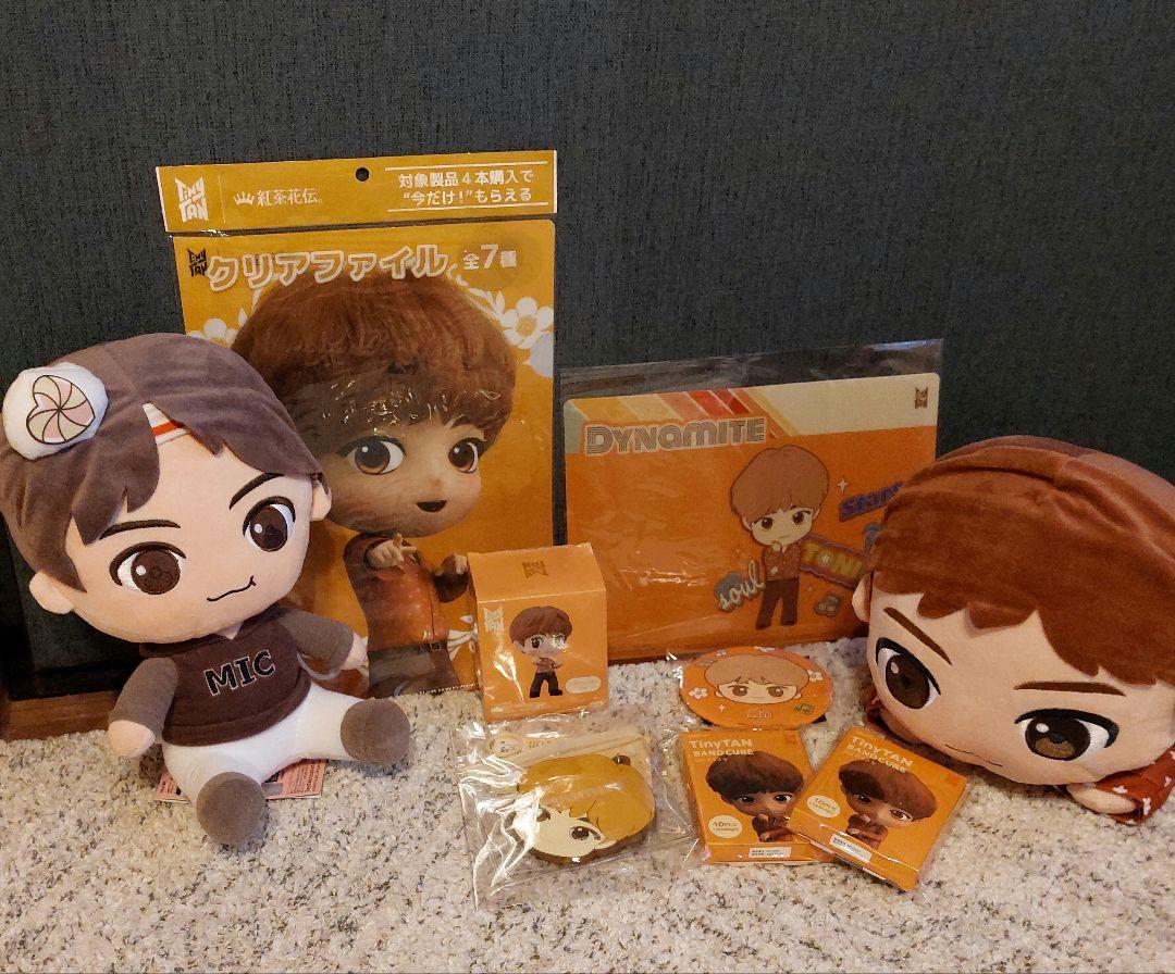 

[Б/У] Зеркало BTS/JIN, мягкие игрушки, товары