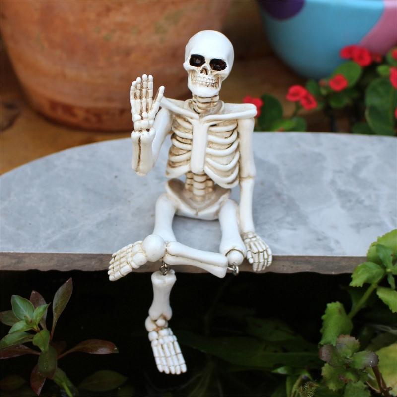 Realistic Waving Skeleton Miniature Figurine Handcrafted Resin Art Ornament Perfect For Halloween Holiday Decors Gift