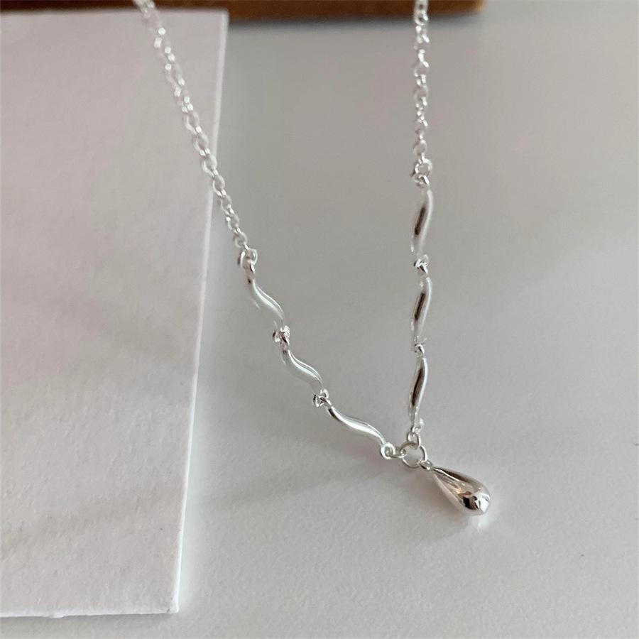 Korean Version of Sterling Silver Water Drop Necklace 2025 New Collarbone Chain Simple Sweater Chain