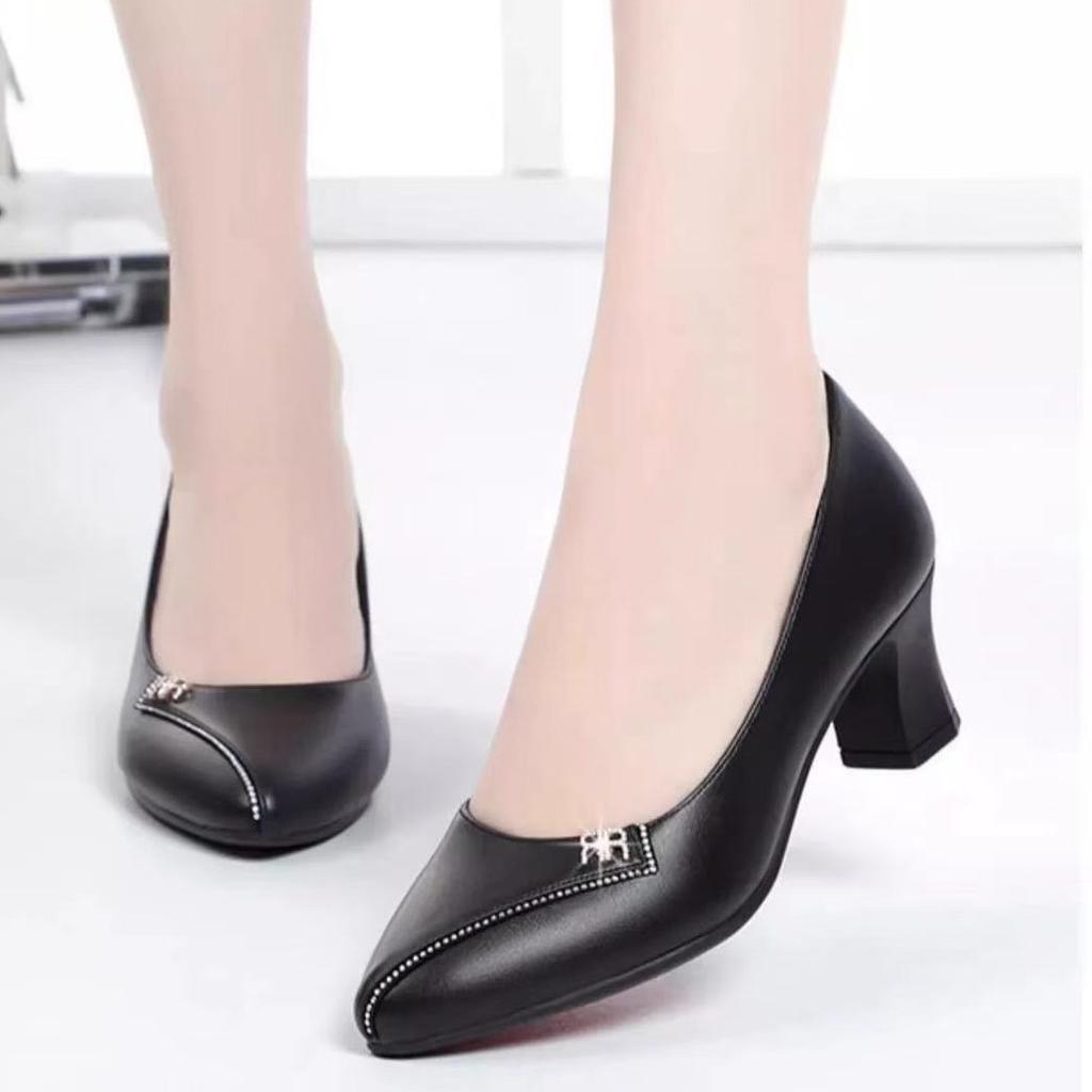 Buty dla mamy na miękkiej podeszwie, pojedyncze buty nie męczą stóp, wiosenne i jesienne casualowe buty na średnim obcasie ze skóry miękkiej, wszechstronne, modne, średnie obca