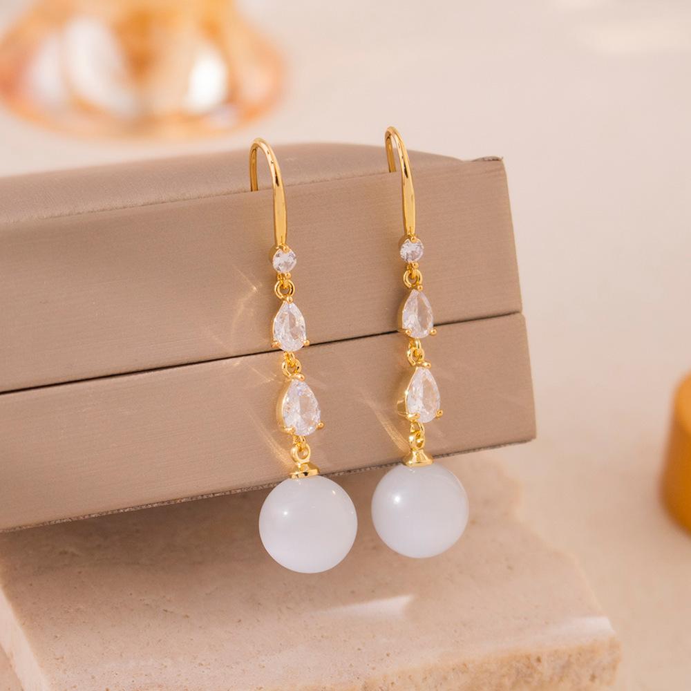 Brincos de Borla Pérola Sense Premium Agulha de Prata Celebridade Elegante Moda Brincos de Temperamento Brincos Longos de Diamante Flash de Luxo Leve Mulheres